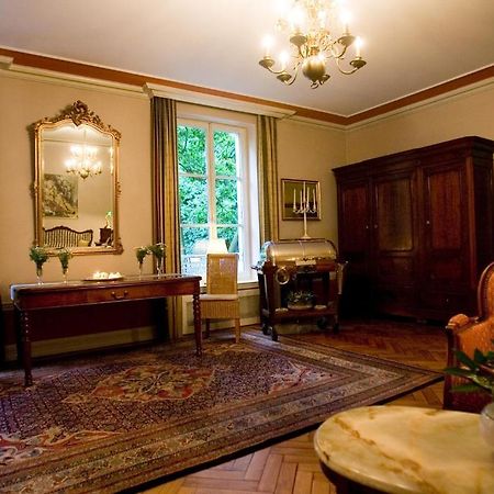 Hotel Restaurant Villa Fayence Wallerfangen Pokoj fotografie